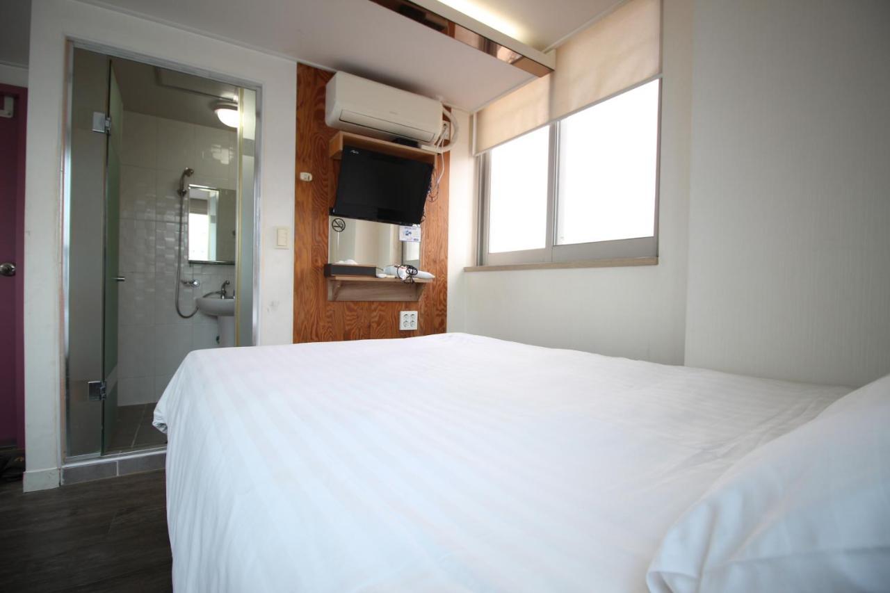 Hostel Kpop โซล ภายนอก รูปภาพ